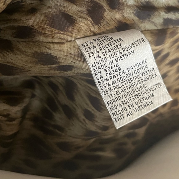 LE SUIT Three-quarter Sleeve Hourglass Blazer in Charcoal Grey, size 6 - Picture 9 of 13